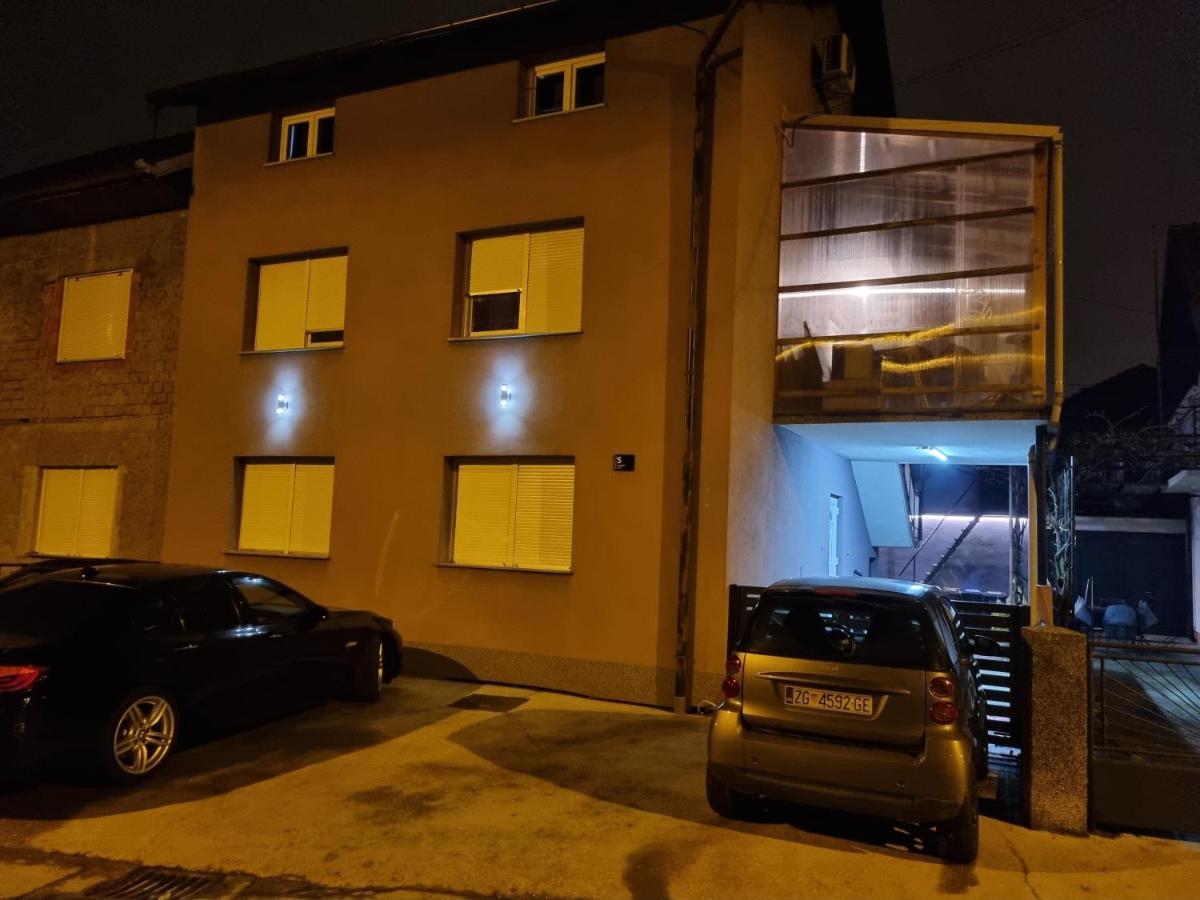 Apartman Migliore เซสเวเต ภายนอก รูปภาพ